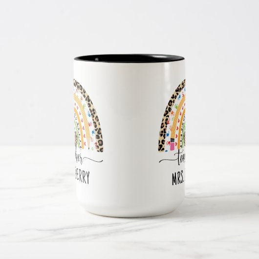 Moderner Regenbogenlehrer tragen Ihren Namen hinzu Zweifarbige Tasse (Mittel)