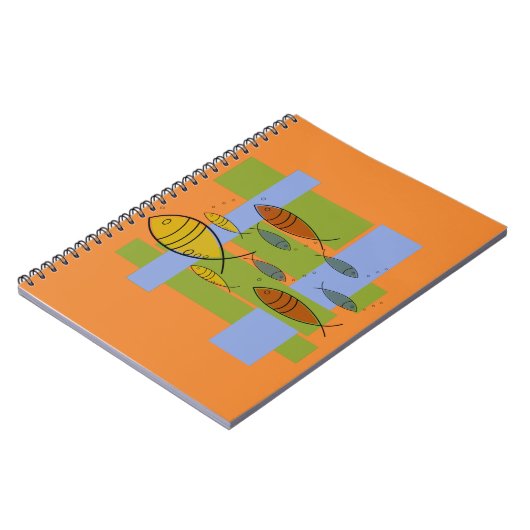 Moderner Retro-Fisch im Mittelalter Schwimmen in O Notizblock (Linke Seite)