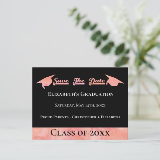 Moderner rosa Abschluss Save the Date Ankündigungspostkarte (Stehend Vorderseite)