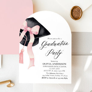 Moderner rosa Bow Graduation Cap Abschluss Arched Einladung