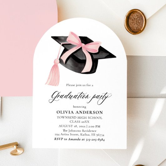 Moderner rosa Bow Graduation Cap Abschluss Arched Einladung