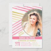 Moderner rosa Wasserfarben Streifen Foto Abschluss Einladung (Rückseite)