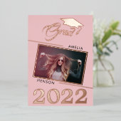 Moderner rosafarbener Graduate 2 Foto Abschluss Folieneinladung (Stehend vorne)