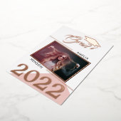 Moderner rosafarbener Graduate 2 Foto Abschluss Folieneinladung (Gedreht)