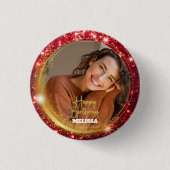 Moderner roter und goldener Glitter-Foto-Name-Gebu Button (Vorderseite)