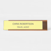 Moderner Schlichter Agent Minimalistisch Creme Far Schreibtischnamensplakette (Vorderseite )