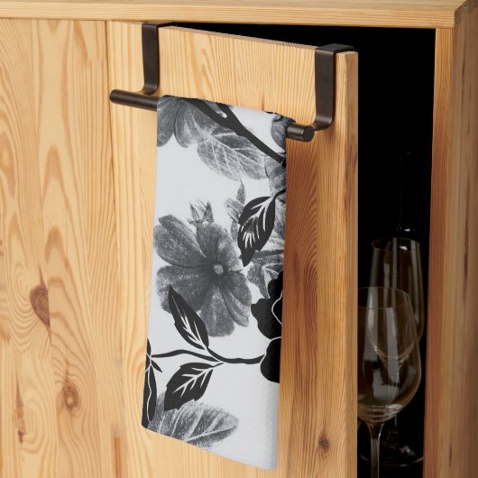 Moderner Schmetterling Floral Noir Geschirrtuch (Drittel gefaltet)