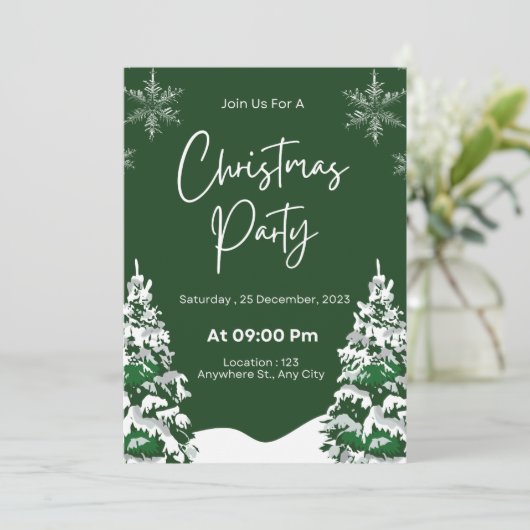 Moderner Schneeflockenpiefer - grüner Winter Weihn Einladung (Stehend Vorderseite)