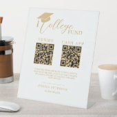 Moderner Schulabschluss Hochschul-Fonds QR-Code  Sockelschild (In Situ)