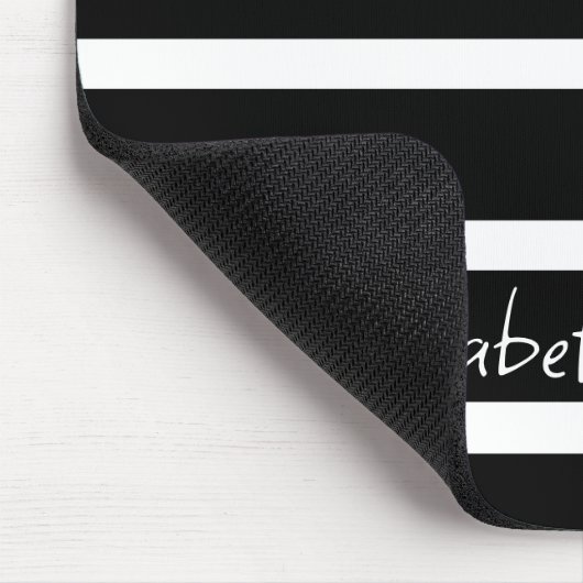 Moderner Schwarz-Weiß-Streifen Personalisiert Mousepad (Ecke)