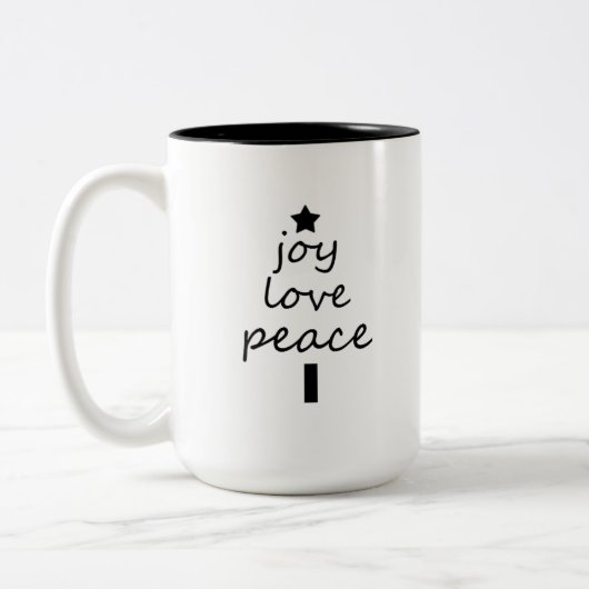 Moderner Schwarz-Weiß-Weihnachtsbaum Zweifarbige Tasse (Links)