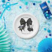 Moderner Schwarzer Bow, den sie am runden Blatt Pa Pappteller (Party)