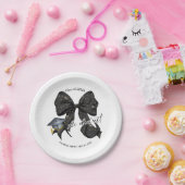 Moderner Schwarzer Bow, den sie am runden Blatt Pa Pappteller (Party)