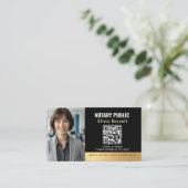 Moderner schwarzer Gold-Notar-QR-Code  Visitenkarte (Stehend Vorderseite)