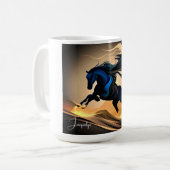 Moderner schwarzer Hengst in der Wüste Kaffeetasse (Vorderseite Links)