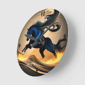 Moderner schwarzer Hengst in der Wüste Runde Wanduhr (Winkel)