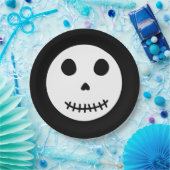 Moderner Schwarzer Spooky Halloween Skull Pappteller (Party)