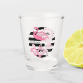 Moderner Schwarzer Streifen rosa Flamingo Schnapsglas (Vorderseite)