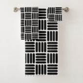 Moderner Schwarzweiss-Basketweave inspirierter Badhandtuch Set (Insitu)