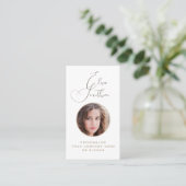 Moderner Script Social Media QR Code hinzufügen Ih Visitenkarte (Stehend Vorderseite)