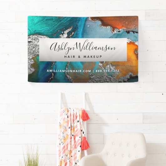 Moderner silbertürkisfarbener Stylist Banner (Insitu)