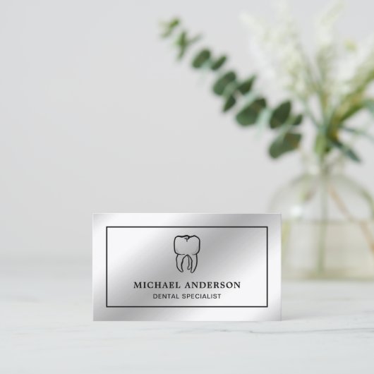 Moderner Silver Foil Tooth Zahnarzt Visitenkarte (Stehend Vorderseite)