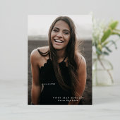 Moderner, skripter Graduate Full Foto Abschluss Folieneinladung (Stehend vorne)