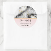 Moderner Smoky-Graumarmor mit goldener Bonbonkerze Runder Aufkleber (Tasche)