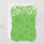 Moderner Spaß-irisches Kleeblatt-Brautparty Einladung (Rückseite)
