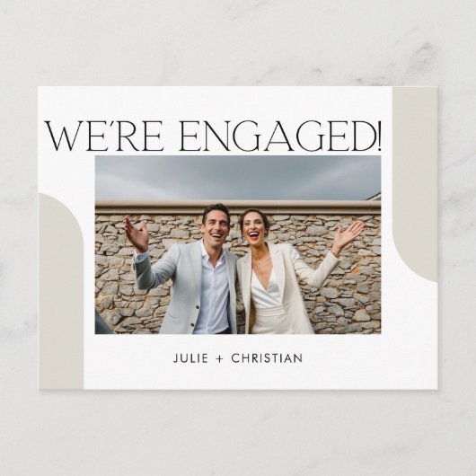 Moderner Spaß Wir sind verlobt! Einladung zur Verl Postkarte (Vorderseite)