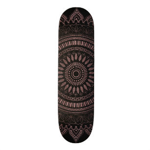 Moderner Stammes- Rosengoldmandalaentwurf Skateboard