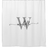Moderner, stylischer Script White Gray Monogram Na Duschvorhang (Vorderseite)