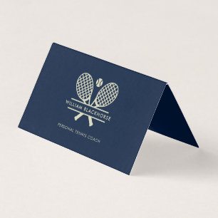 Moderner Tennis-Profitrainer