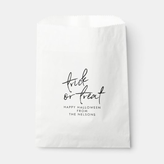 Moderner Trendsetter mit Candy Trick oder Treat Geschenktütchen (Vorderseite)