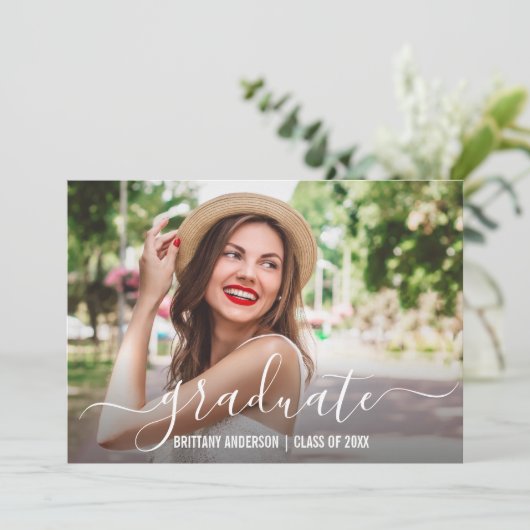 Moderner Trendy Script Foto Abschluss Ankündigung (Stehend Vorderseite)