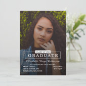 Moderner Typografie-Foto-Abschluss | weiß Einladung (Stehend Vorderseite)