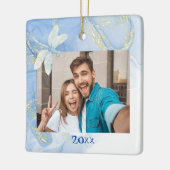 Moderner und dennoch eleganter Blue Gold Swirl Dra Keramikornament (Links)