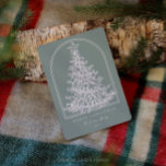 Moderner Weihnachtsbaum Sketch Arch Non Foto Feiertagskarte<br><div class="desc">Freuen Sie sich auf den Feiertagsmagazin mit diesem modernen Weihnachtsbaum, gezeichnet, Weihnachtskarte ohne Foto. Diese elegante, einfache Holiday Card ist der perfekte Weg, um Ihre Jahresgrüße zu senden. Einfach den Gruß personalisieren und die Schriftart nach Ihren Wünschen bearbeiten. Diese minimalistische Weihnachtskarte ist eine charmante Art, Ihre Freunde und Familie daran...</div>