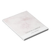 Moderner, weiß gebürsteter Marmor personalisiert Notizblock (angewinkelt)