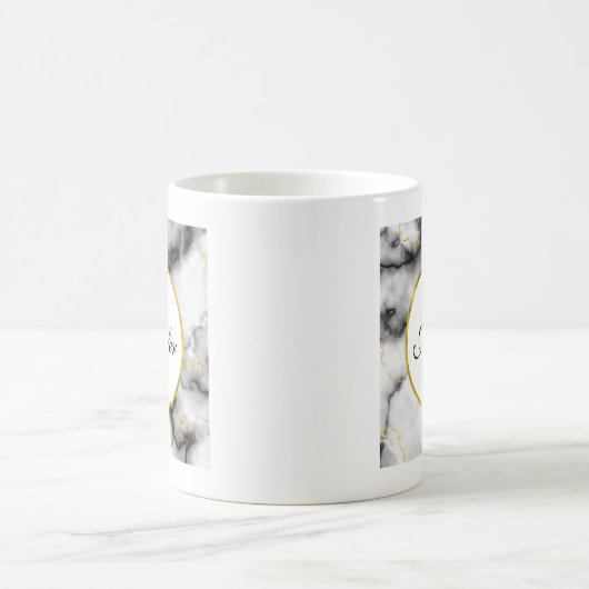 Moderner weißer grauer Marmor mit Goldband-Monogra Kaffeetasse (Mittel)