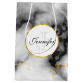 Moderner weißer grauer Marmor mit Goldband-Monogra Mittlere Geschenktüte (Rückseite)