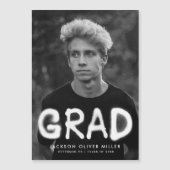 Moderner weißer Spray Paint Foto Abschluss Magneteinladung (Vorderseite)