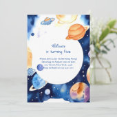 Moderner Weltraum Stille Geburtstag Einladung (Stehend Vorderseite)