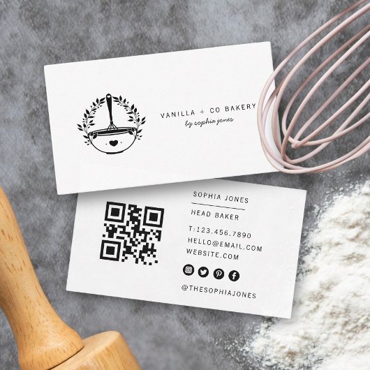 Moderner Whisky Bakery Caterer Business QR Code Visitenkarte