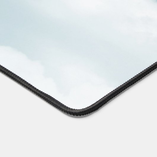 Moderner Wolkenhimmel Schreibtischunterlage (Ecke)