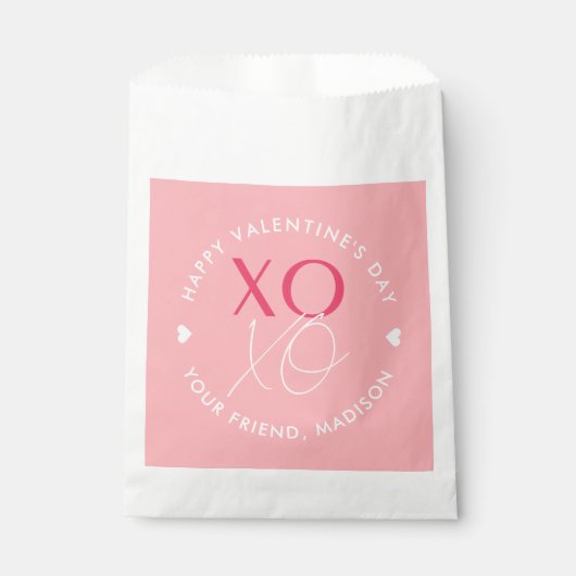 Moderner XOXO Personalisierter Valentinstag pink Geschenktütchen (Vorderseite)