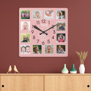 Modernes 12-Foto Collage Family Time Zitat Rosa Quadratische Wanduhr