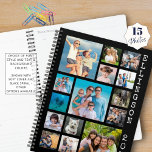 Modernes 15-Foto Collage Familienschwarz Personali Planer<br><div class="desc">Erstellen Sie Ihr eigenes personalisiertes Foto-Collage Cover auf Ihrem Planer mit 15 quadratischen Bildern und Ihrem eigenen Titel - das Beispiel zeigt den Namen und das Jahr Ihrer Wahl für Schriftart-Stile und -Farben. Nehmen Sie Änderungen in EDIT vor. FOTO TIPP: Wählen Sie Fotos mit dem Thema in der Mitte und/oder...</div>