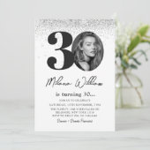 Modernes 30. Geburtstag Party Foto Einladung (Stehend Vorderseite)