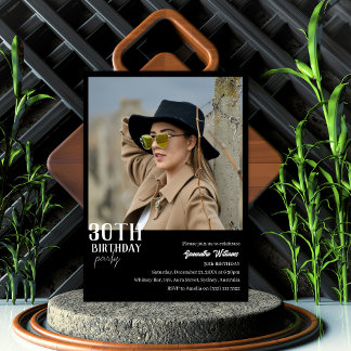Modernes 30-Schwarzes Foto 30. Geburtstagsfeier Einladung